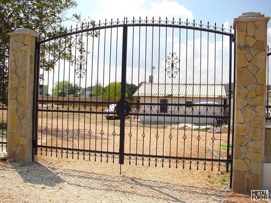 driveway-gate-pallas-gate-2