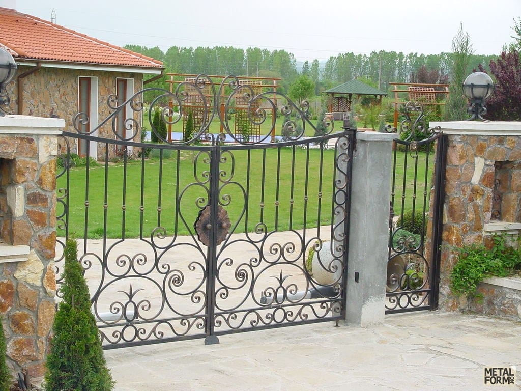 driveway-gate-pluton-gate-4